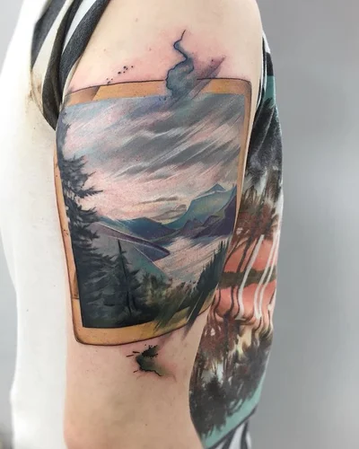 Sophie Waghorn tattoo 041