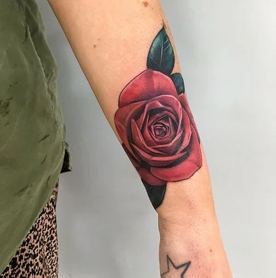 Sophie Waghorn tattoo 047