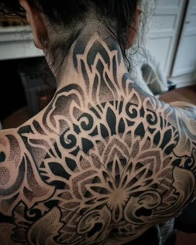 Swati Dot tattoo 015