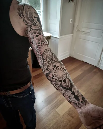 Swati Dot tattoo 021