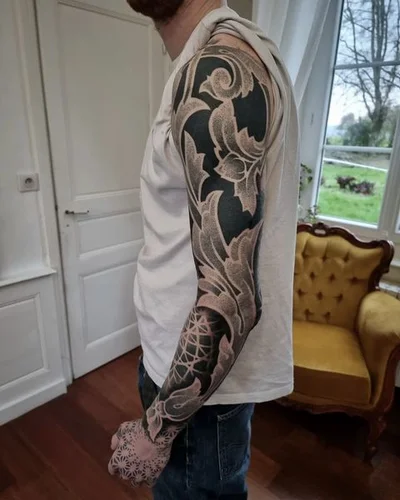 Swati Dot tattoo 027