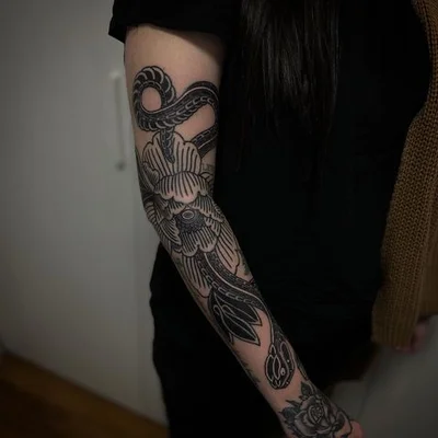 SWIM LOW tattoo 018