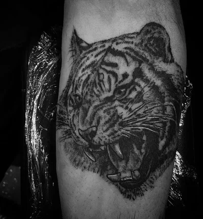 Tyler Morris tattoo 017