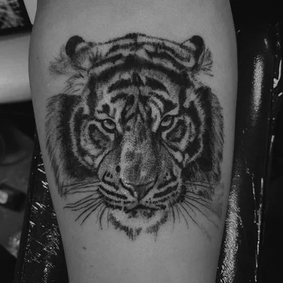 Tyler Morris tattoo 041