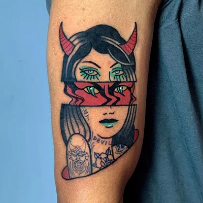 Szabla tattoo 044