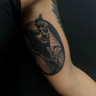 Szabrina X tattoo 007