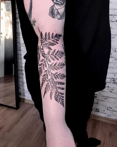 Szogun Ciernistych Krzewów tattoo 023