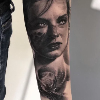 Szymon Wrozyna tattoo 037