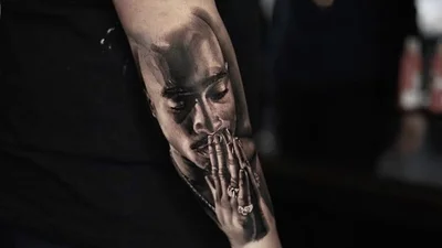 Szymon Wrozyna tattoo 040