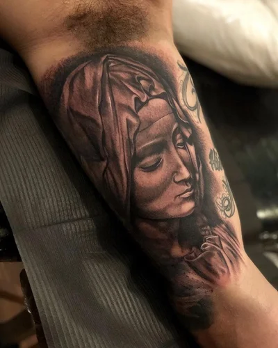 Trevor Burtz tattoo 021