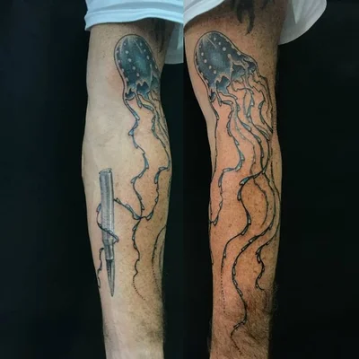Miki Lindstrom tattoo 014