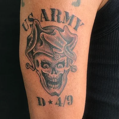 Miki Lindstrom tattoo 043