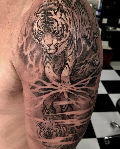 Trung Tadashi tattoo 007