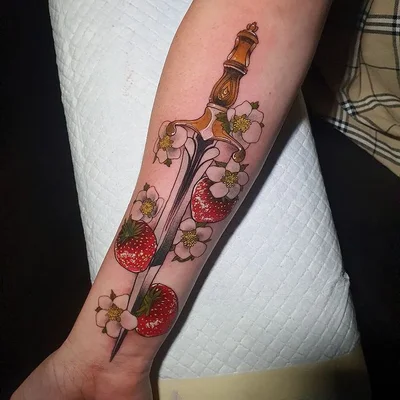 Tahlula Bear tattoo 027