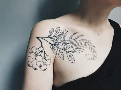 Tashina Alam tattoo 009