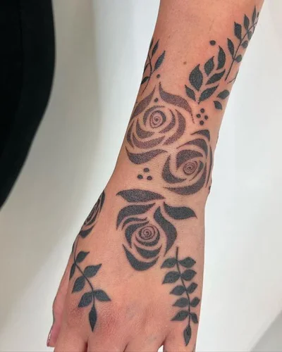 Tashina Alam tattoo 027