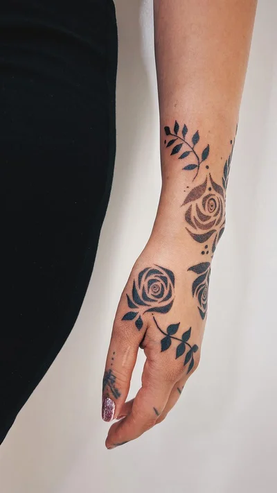Tashina Alam tattoo 050