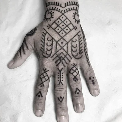 Tai Iglesias tattoo 008