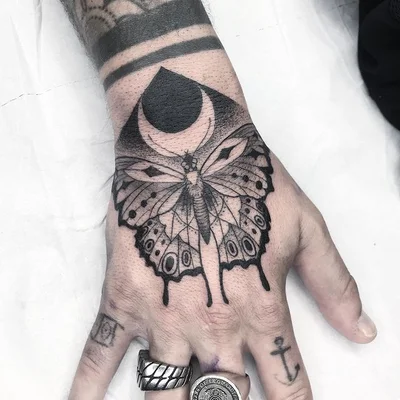 Tai Iglesias tattoo 041