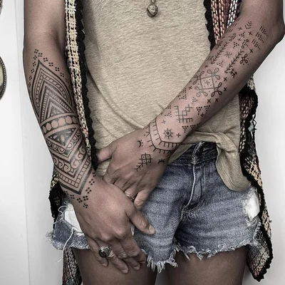 Tai Iglesias tattoo 050