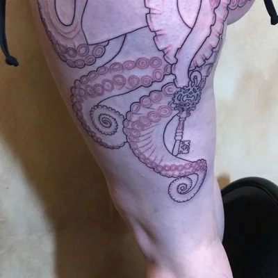 Taija Gauthier tattoo 038