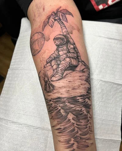 Taina Camilo tattoo 009