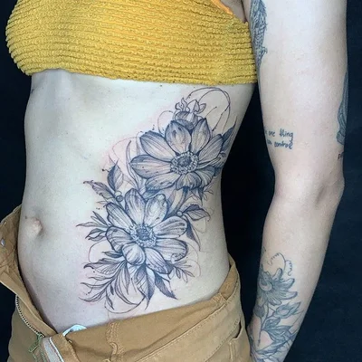 Taina Camilo tattoo 010