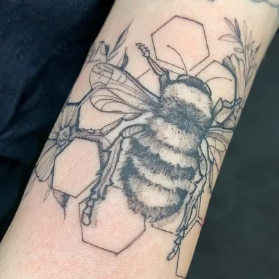 Taina Camilo tattoo 036