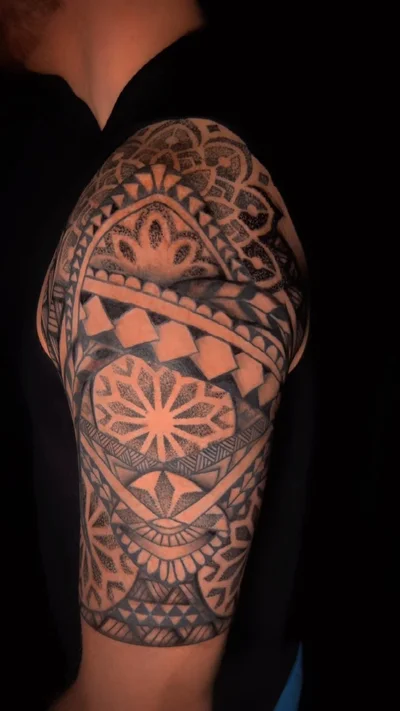 Taj Mirage tattoo 031