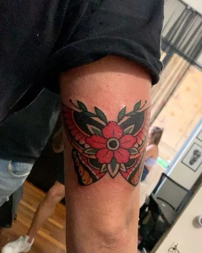 Takis Oltion tattoo 036