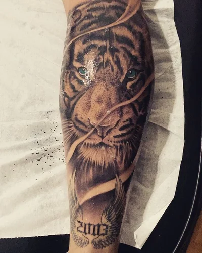 Takis Oltion tattoo 044