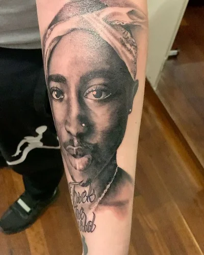 Takis Oltion tattoo 047