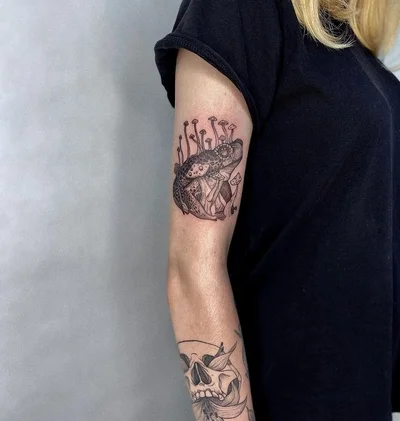Natalie Tremasova tattoo 009