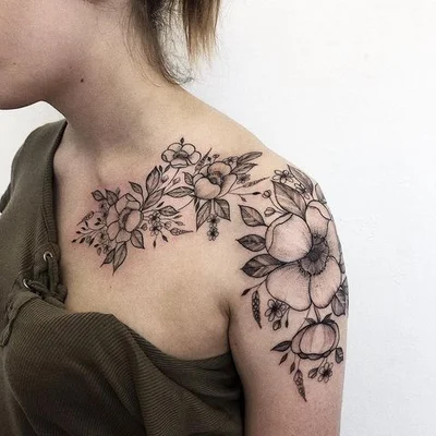 Natalie Tremasova tattoo 019