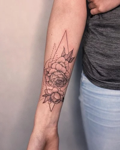 Natalie Tremasova tattoo 035