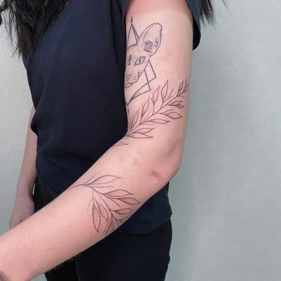 Natalie Tremasova tattoo 036