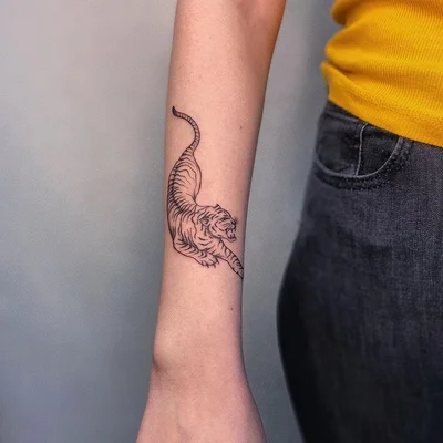 Natalie Tremasova tattoo 042