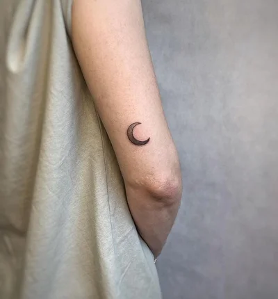Natalie Tremasova tattoo 050