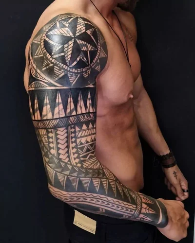 Luca Talia Accardi tattoo 042