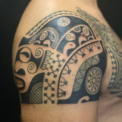 Luca Talia Accardi tattoo 045
