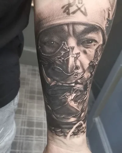 Alex Williamson tattoo 026