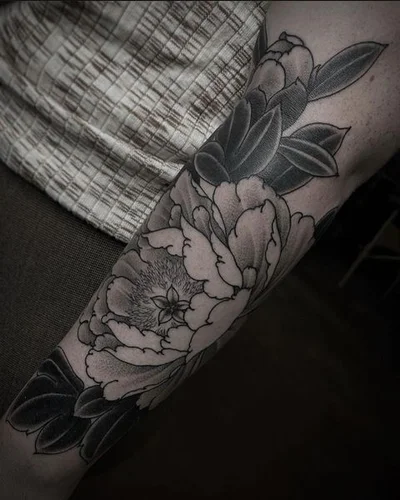 Tyler Pennington tattoo 042
