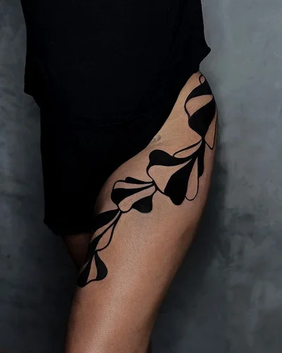 Tamara Falcomer tattoo 036