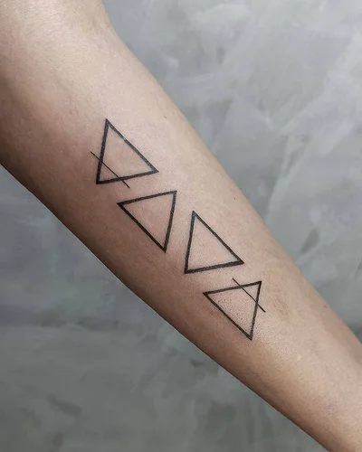 Tamara Falcomer tattoo 045