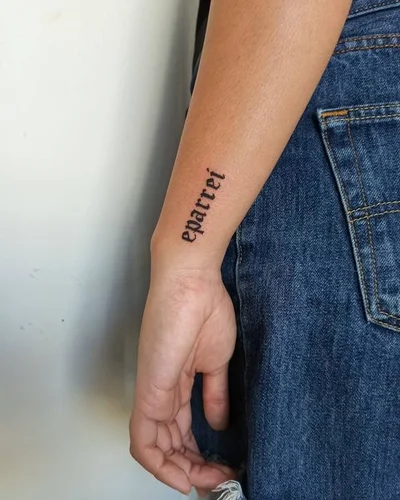 Tamara Falcomer tattoo 047