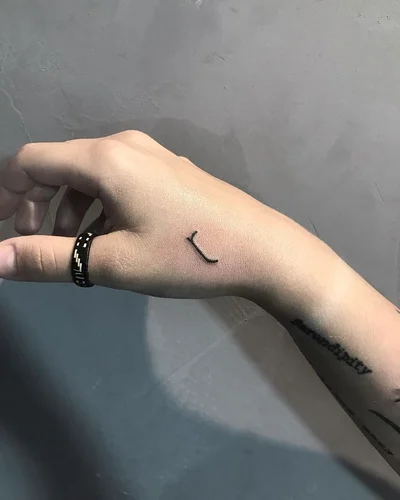 Tamara Falcomer tattoo 050