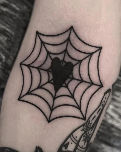 Tamara Varga Laurén tattoo 028