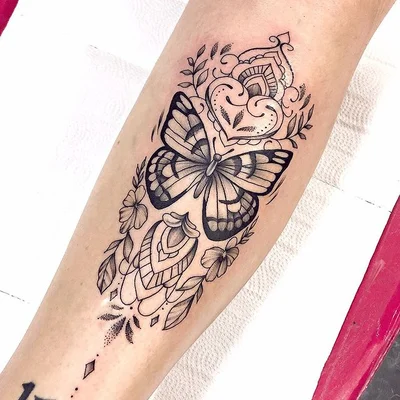 Tamires Giarola tattoo 018