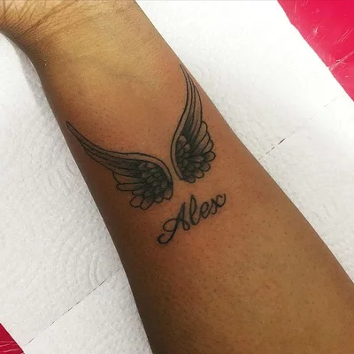 Tamires Giarola tattoo 047