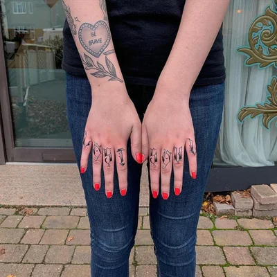 Tamsin Rose tattoo 041